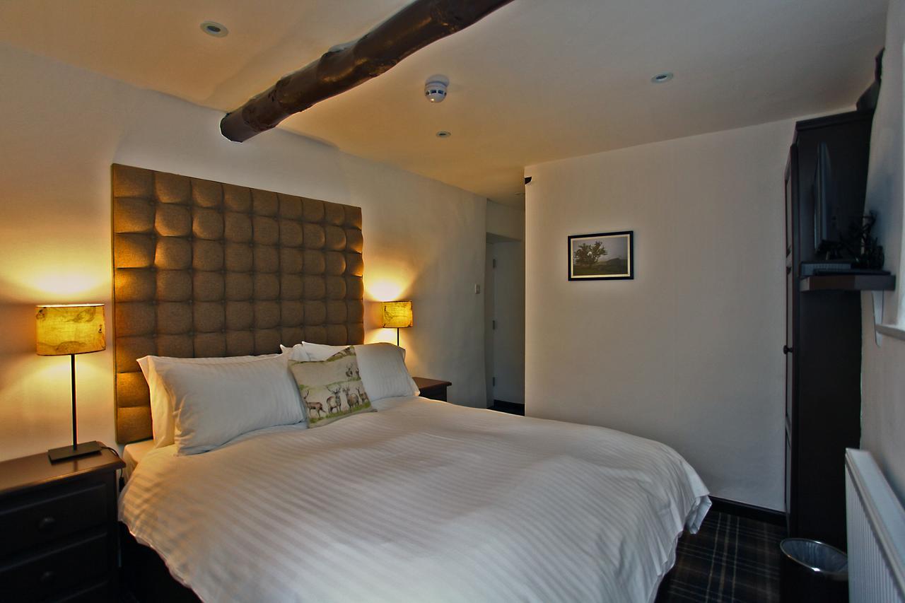 The White Lion Inn Buckden  Esterno foto