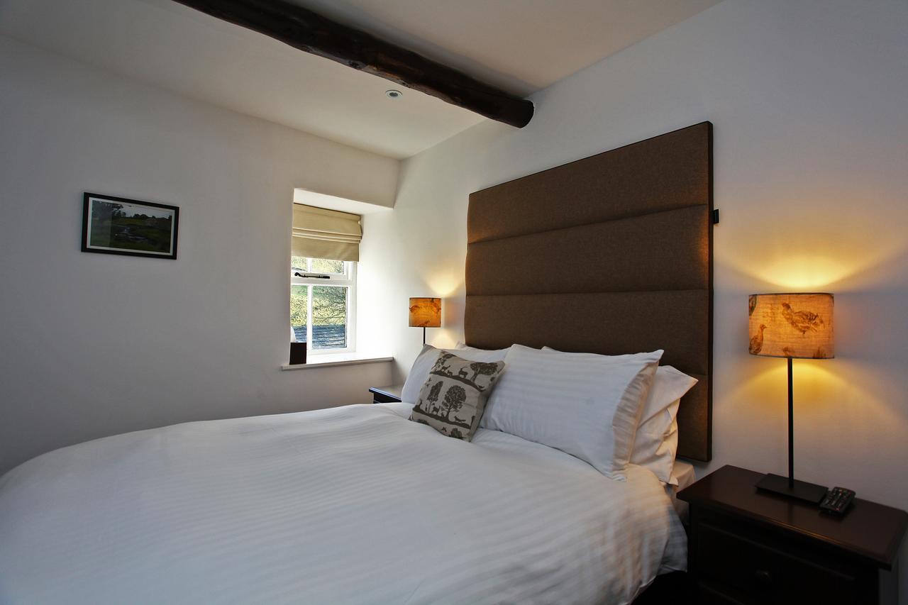 The White Lion Inn Buckden  Esterno foto